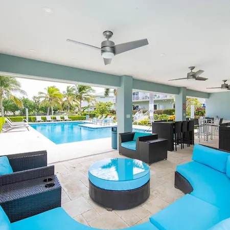 Summertime Suites #53